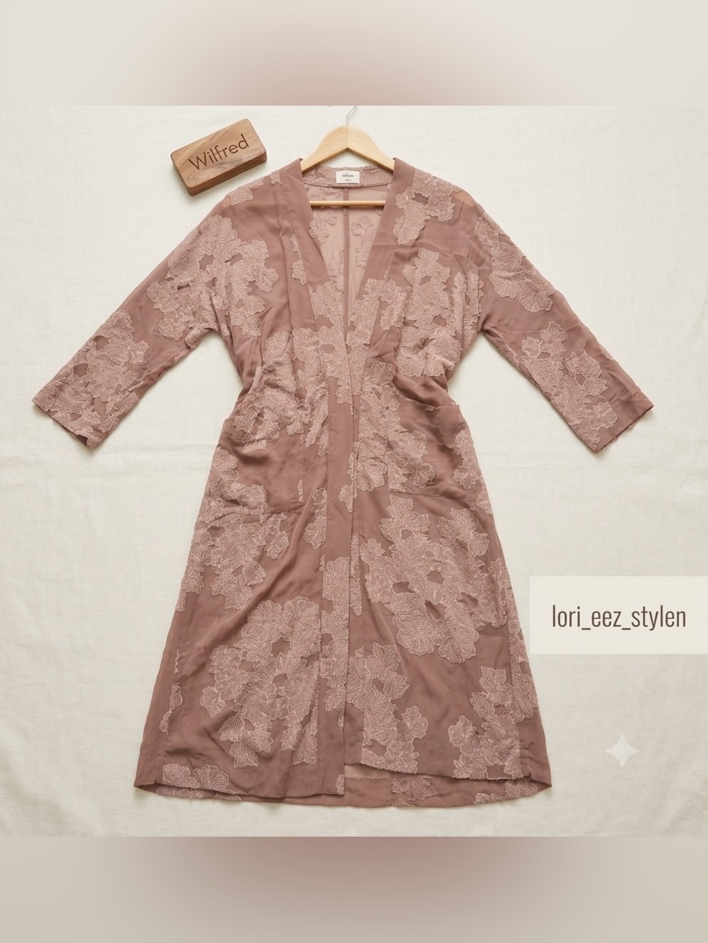 Wilfred Dusty Mauve Lace-Embellished Sheer kimono